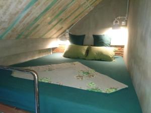 Phòng Tiêu Chuẩn Giường Đôi Có Quạt Máy (Standard Double Room with Fan)