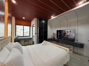 Phòng Đôi Loại Sang (Deluxe Double Room)