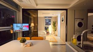 Căn Hộ 2 Phòng Ngủ (Two-Bedroom Apartment)