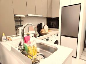 Căn Hộ Dạng Loft 2 Phòng Ngủ (Two-Bedroom Loft Apartment)