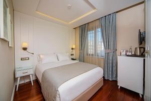 Economy Double Room room in Ada Karakoy Hotel - Special Category