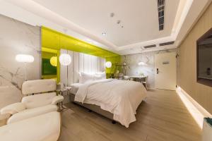 Phòng Giường Đôi Có Bồn Tắm Spa (Double Room with Spa Bath)