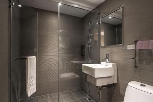 Phòng giường đôi Không Cửa Sổ (Double No Window)
