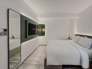 Phòng Có Giường Cỡ Queen (Queen Room)