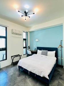 Phòng Giường Đôi Có Ban Công (Double Room with Balcony)