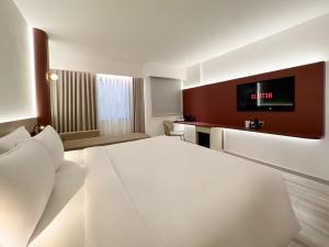 Suite Deluxe Có Giường Cỡ King (Deluxe King Suite)