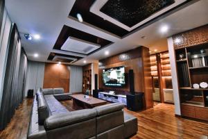 Biệt Thự (Villa)