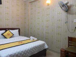 Phòng Giường Đôi Hạng Bình Dân (Budget Double Room)