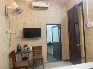 Phòng Giường Đôi Hạng Bình Dân (Budget Double Room)