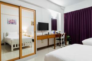 Phòng Đôi Cao Cấp (Superior Double Room)