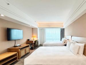 Phòng 4 Người Có Vòi Sen (Quadruple Room with Shower)