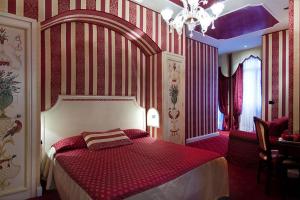 Superior Double Room room in Hotel Belle Epoque