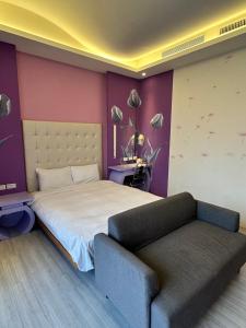 Phòng Giường Đôi Có Ban Công (Double Room with Balcony)