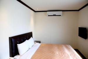 Standard Double Room (1F)