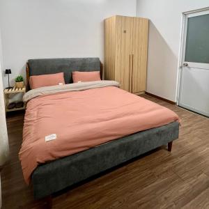 Studio Tiêu Chuẩn (Standard Studio)
