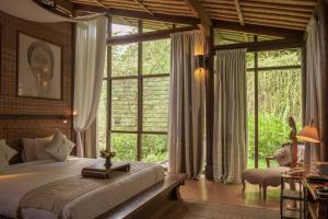 One Bedroom Residence with Valley View