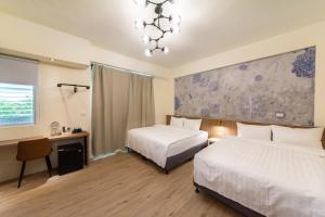 Phòng Superior Có 2 Giường Cỡ Queen (Superior Queen Room with Two Queen Beds)
