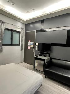 Phòng Giường Đôi Có Phòng Tắm Riêng (Double Room with Private Bathroom)