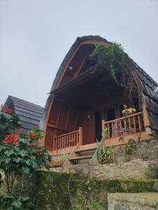 Phòng 2 Giường Đơn Nhìn Ra Núi (Twin Room with Mountain View)