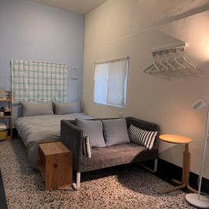 Phòng Giường Đôi Với Phòng Tắm Chung (Double Room with Shared Bathroom)