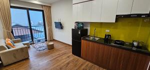 Studio Deluxe (Deluxe Studio)