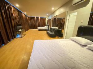 Phòng Suite (Suite Room)