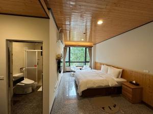 Phòng Tiêu Chuẩn Giường Đôi (Standard Double Room)