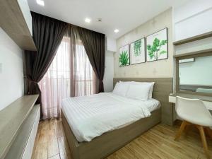 Căn Hộ 3 Phòng Ngủ (Three-Bedroom Apartment)