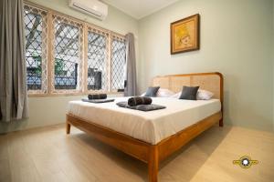 Biệt Thự (Villa)