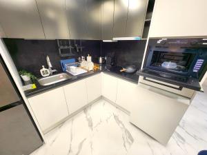 Căn hộ Gia đình 2 Phòng ngủ (Two-Bedroom Family Apartment)