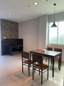 Phòng Gia Đình (Family Room)