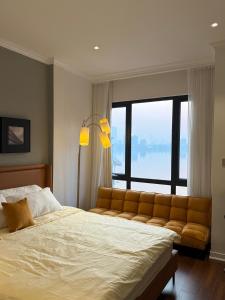 Studio Nhìn ra hồ (Studio with Lake View)
