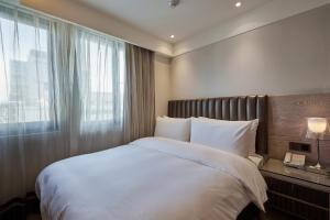 Phòng Đôi Tiêu chuẩn có cửa sổ (Standard Double Room with Window)
