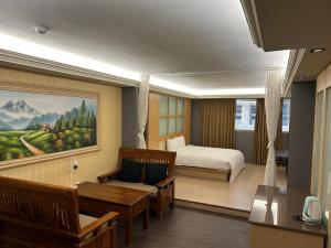 Phòng Đôi Loại Sang (Deluxe Double Room)