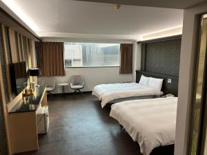 Phòng Tiêu Chuẩn 4 Người (Standard Quadruple Room)