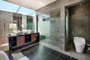 Biệt Thự 3 Phòng Ngủ (Three-Bedroom Villa)