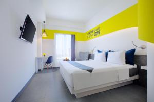 Phòng Deluxe Giường Đôi/2 Giường Đơn (Deluxe Double or Twin Room)