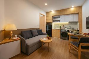 Classic One-Bedroom Apartment with King Bed
