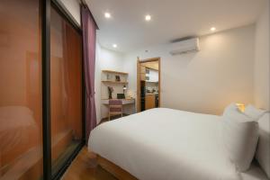 Căn Hộ - Tầng Trệt (Apartment - Ground Floor)