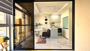 Căn Hộ 2 Phòng Ngủ (Two-Bedroom Apartment)