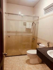Phòng Tiêu Chuẩn 4 Người (Standard Quadruple Room)