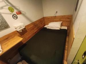 Phòng Đơn Hạng Bình Dân (Budget Single Room)