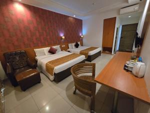 Phòng Gia Đình Giường Đôi (Family Double Room)