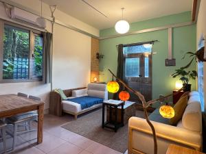 Căn Hộ 2 Phòng Ngủ (Two-Bedroom Apartment)