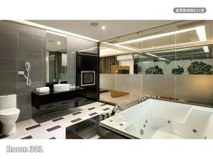Phòng Giường Đôi Nhìn Ra Núi (Double Room with Mountain View)