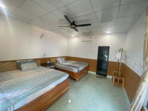 Phòng Gia Đình Nhìn Ra Biển (Family Room with Sea View)