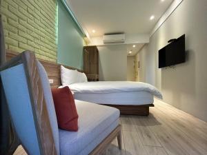 Phòng Giường Đôi Có Ban Công (Double Room with Balcony)