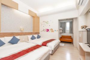 Phòng Cổ Điển Cho 4 Người (Classic Quadruple Room)