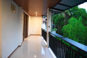 Phòng Giường Đôi Có Sân Hiên (Double Room with Terrace)