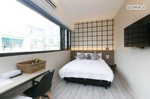 Phòng Tiêu Chuẩn Giường Đôi (Standard Double Room)